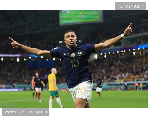 姆巴佩两度破门，巴黎稳住领先